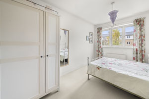 Photo 16- click for photo gallery